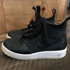 Nike Air Force 1 Ultraforce Mid Breathable Sneaker 8.5 Womens
